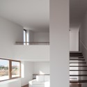 House in Mexilhoeira-Grande / Marco Arraiolos House in Mexilhoeira-Grande / Marco Arraiolos © João Morgado