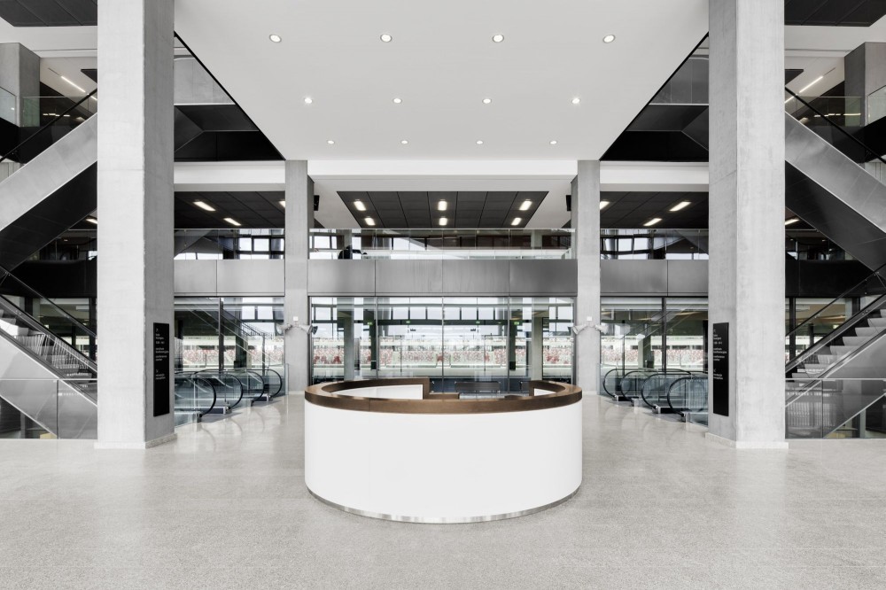 Warsaw’s National Stadium Selected for World Stadium Award 2012 / gmp Architekten