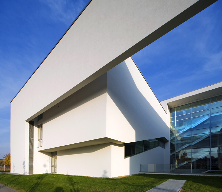 Faculty of Informatics / Peter Kovacs DLA + Istvan Lengyel