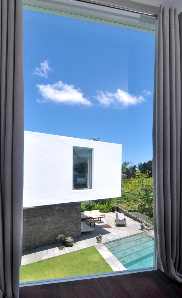 V2 – Ashoka Canggu / Mencke & Vagnby + Peter Sand