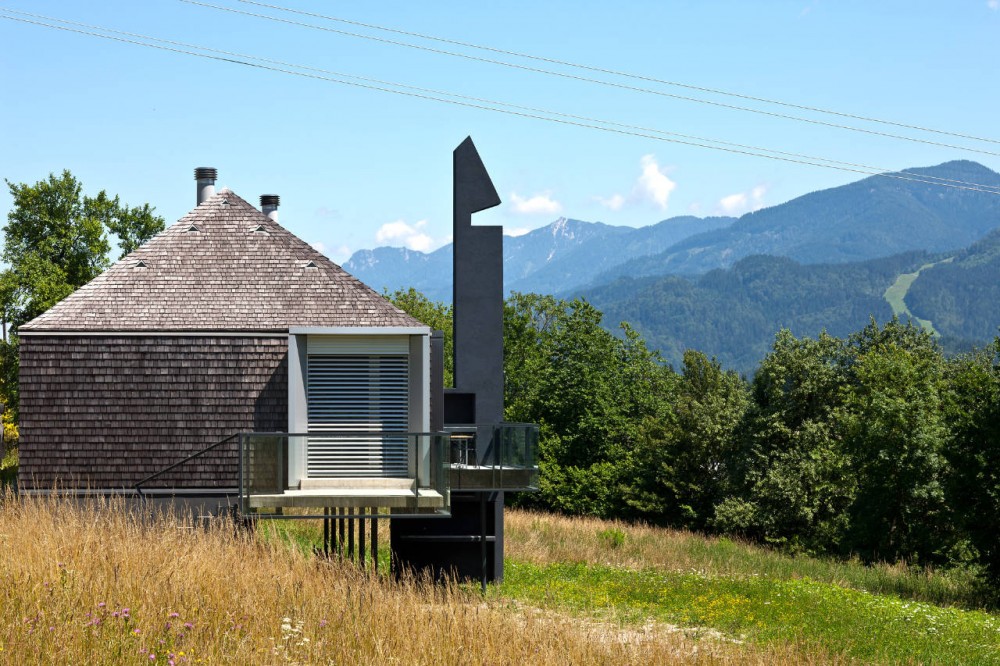 House in the Mountains / GEZA