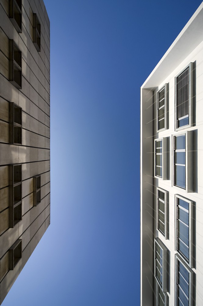 In Vitro Diagnostic Centre / Peter Kovacs DLA + Istvan Lengyel