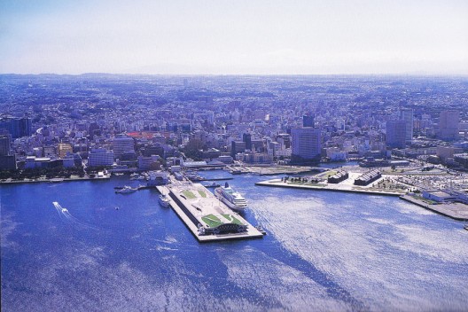 Think Space: 'Alejandro Zaera-Polo Never Planned to Win Yokohama Port Terminal' Competition (3)