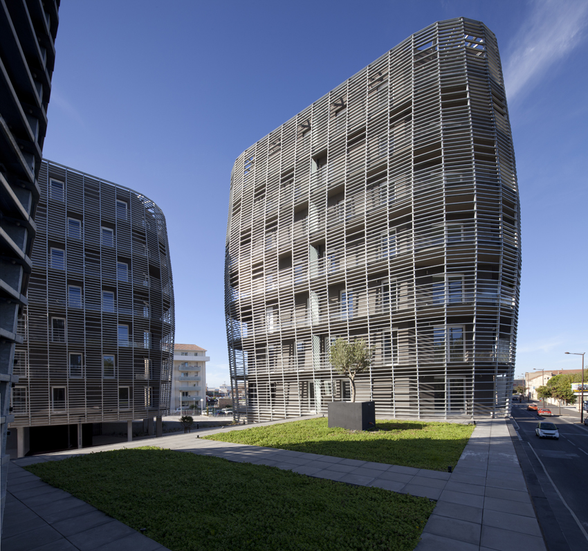 71 council and private flats in Sète / CFA