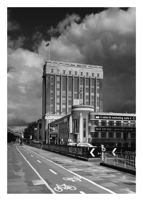 Fundraiser: Modernism London Style / Niels Lehmann