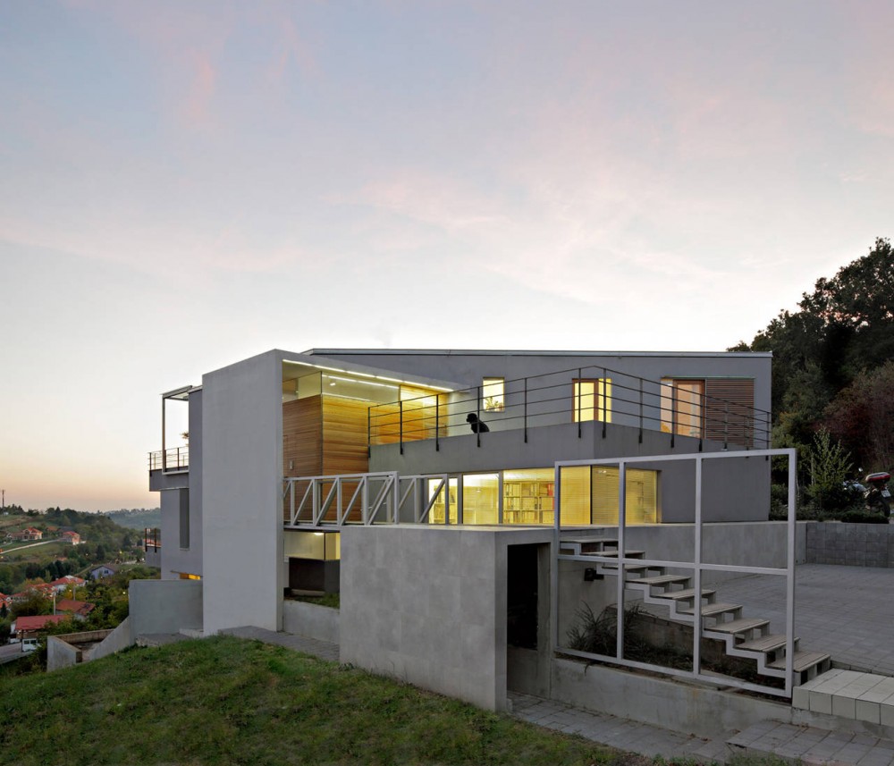 Our House / DAR612