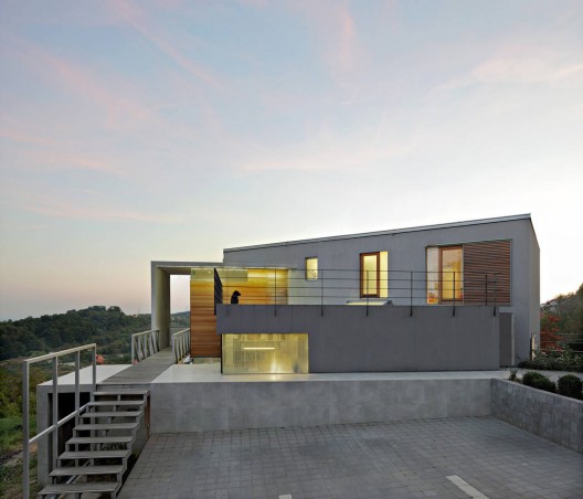 Our House / DAR612