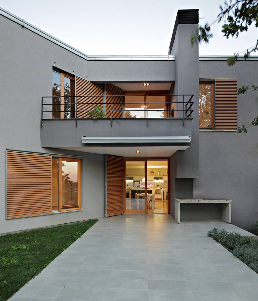 Our House / DAR612