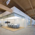 Administrative Building of Glaxo Smith Kline / Co Architecture © Stéphane Groleau