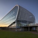 Administrative Building of Glaxo Smith Kline / Co Architecture © Stéphane Groleau