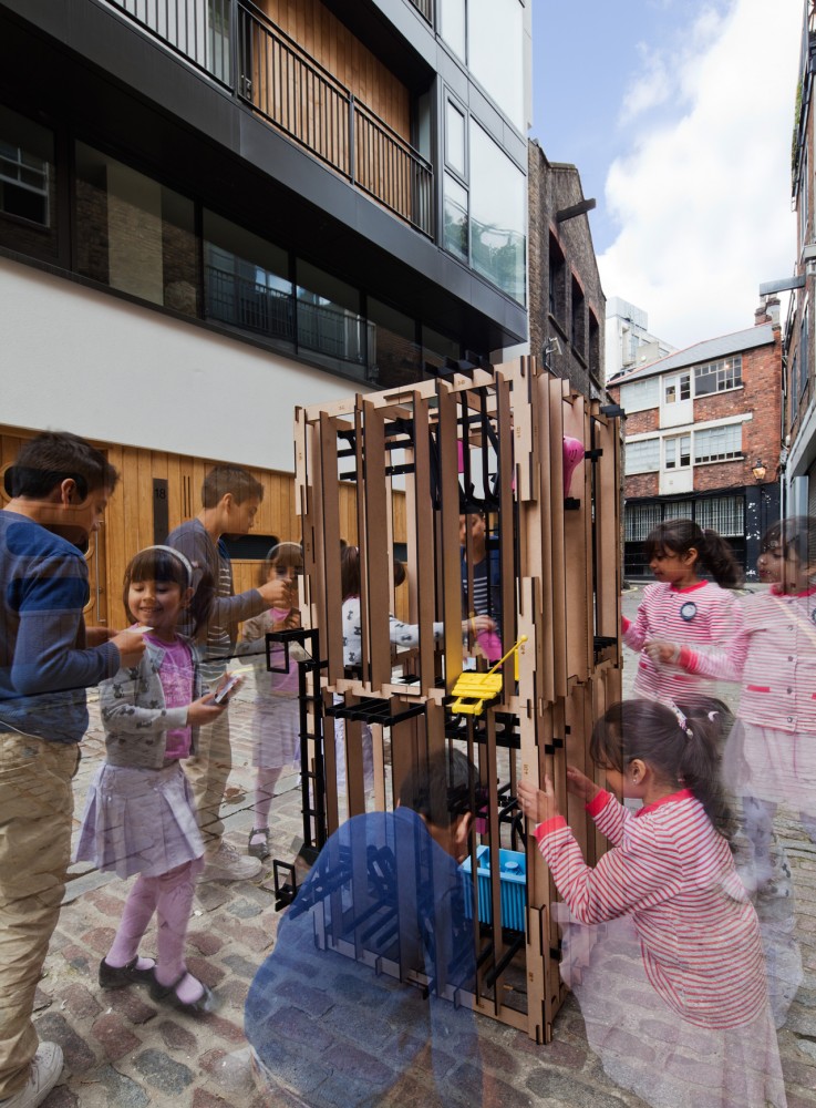 ToyBox / Studio Gil