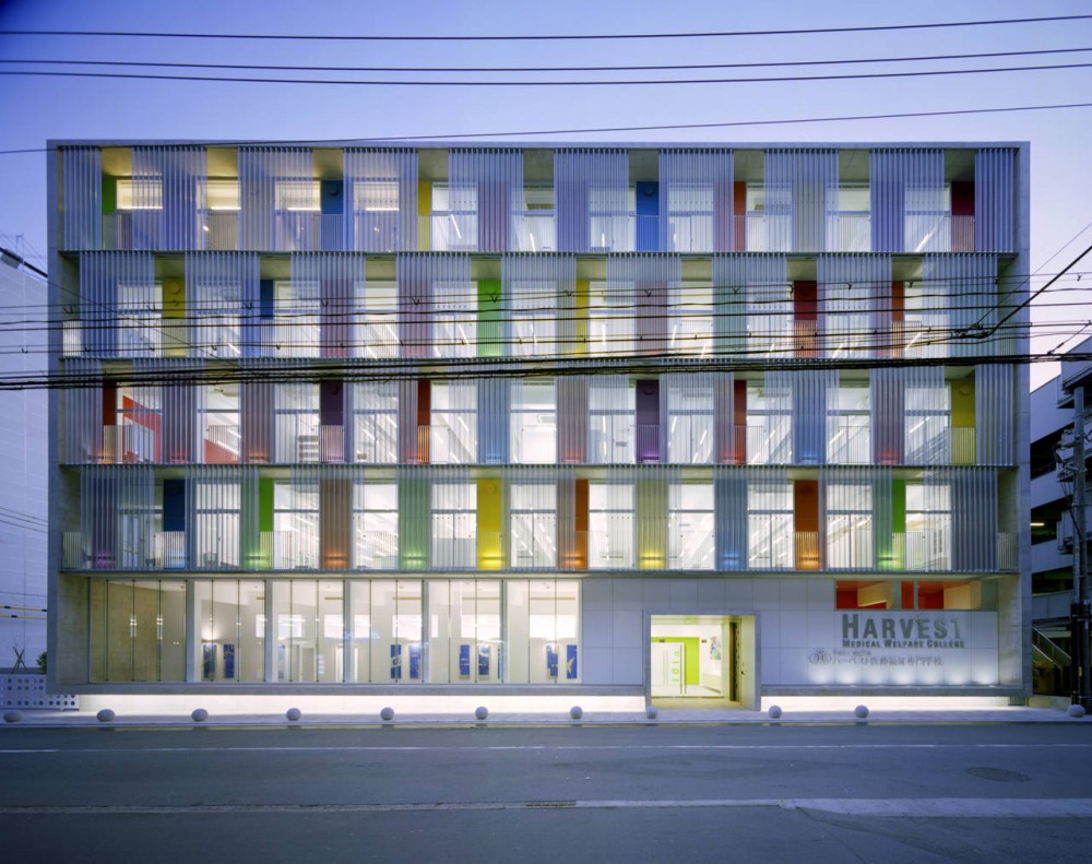 Harvest Medical College / Shogo Iwata