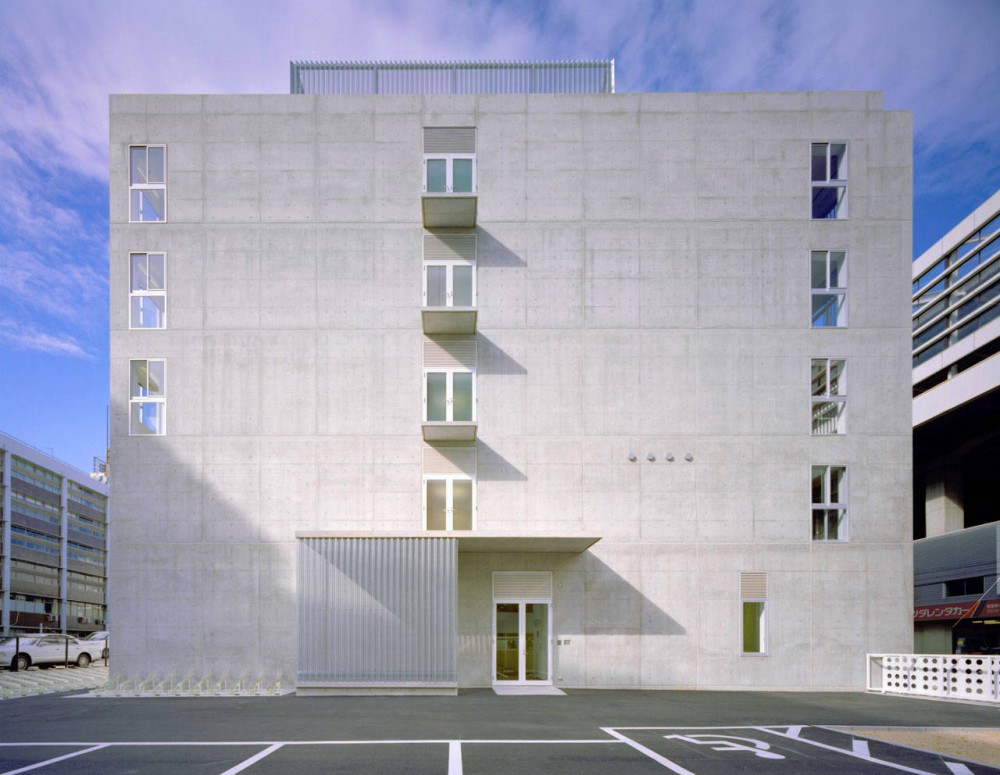 Harvest Medical College / Shogo Iwata