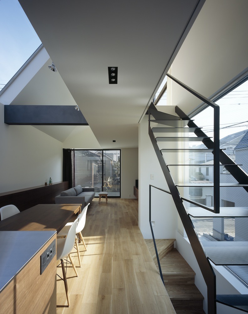 BRUN / APOLLO Architects & Associates