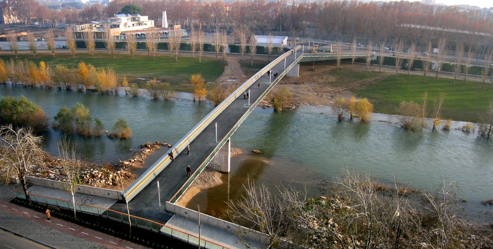 Footbridge over the River Segre / Ravetllat Ribas Architects