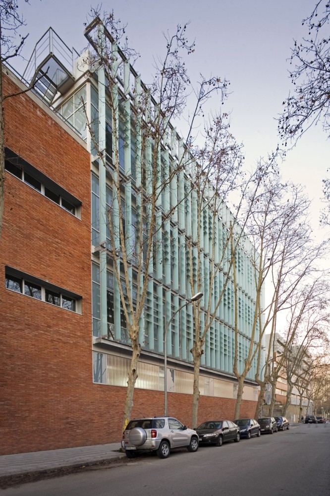 Etseib C’ Departamental Building / Ravetllat Ribas Architects