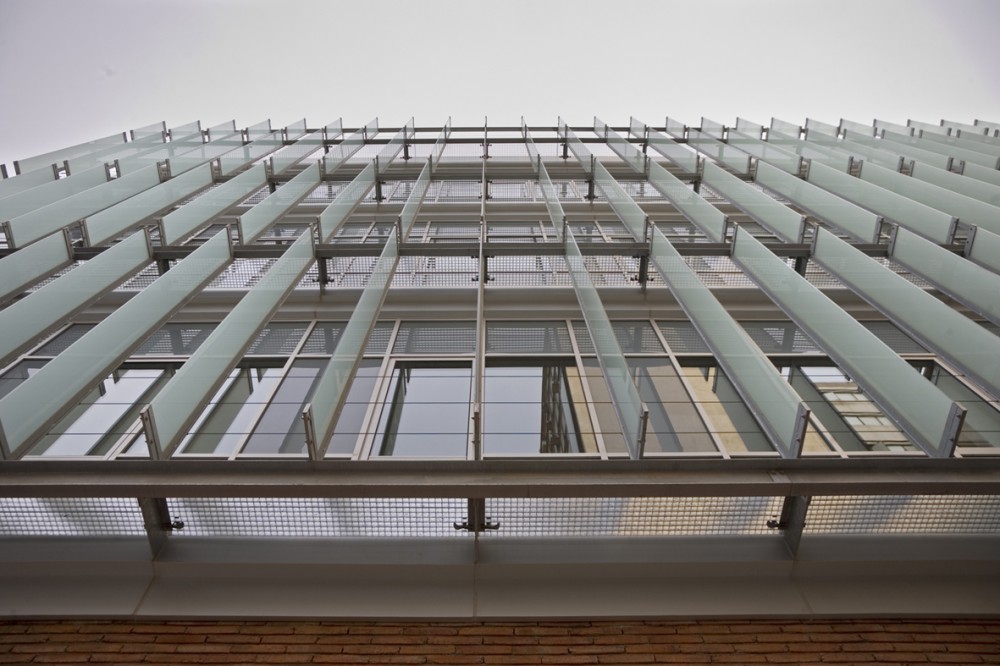 Etseib C’ Departamental Building / Ravetllat Ribas Architects