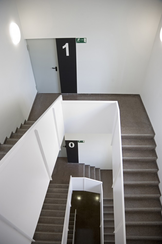 Etseib C’ Departamental Building / Ravetllat Ribas Architects