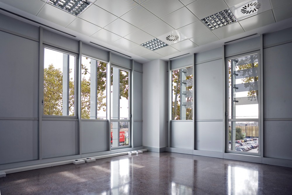 Etseib C’ Departamental Building / Ravetllat Ribas Architects