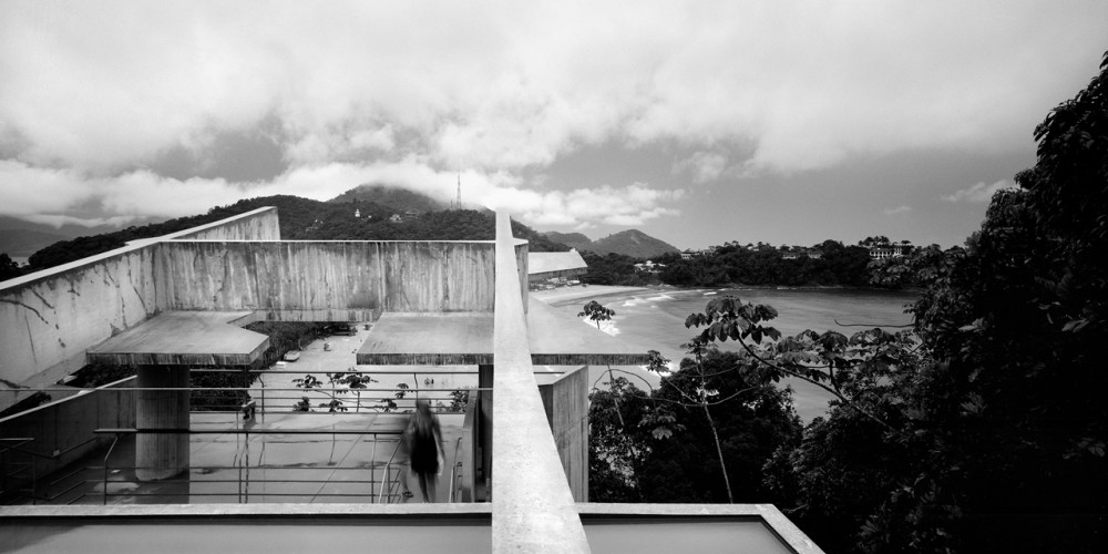 Architectural Photographers: Erieta Attali