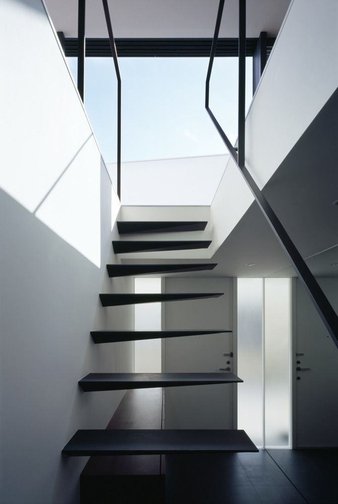 RING / APOLLO Architects & Associates