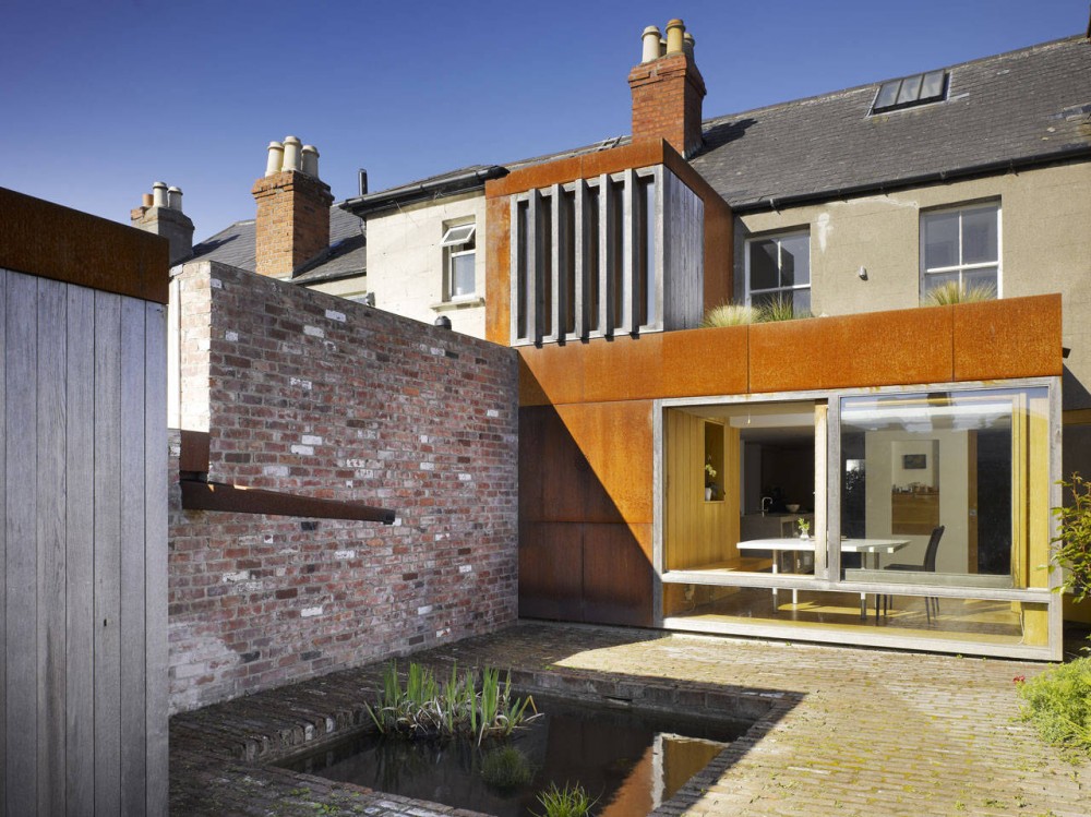 Extension in the Liberties / Donaghy & Dimond Architects