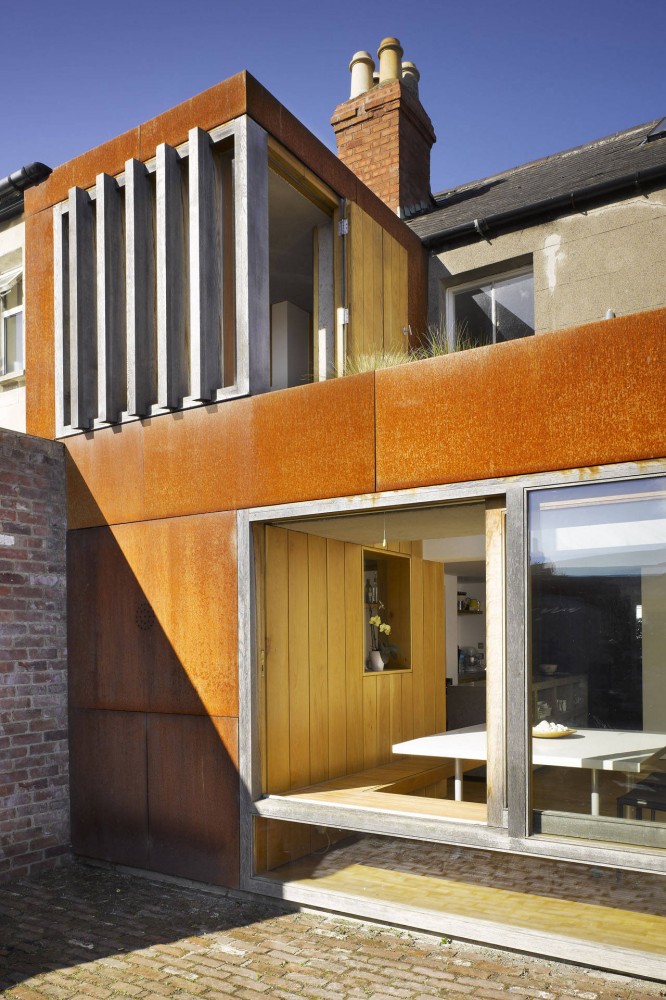 Extension in the Liberties / Donaghy & Dimond Architects