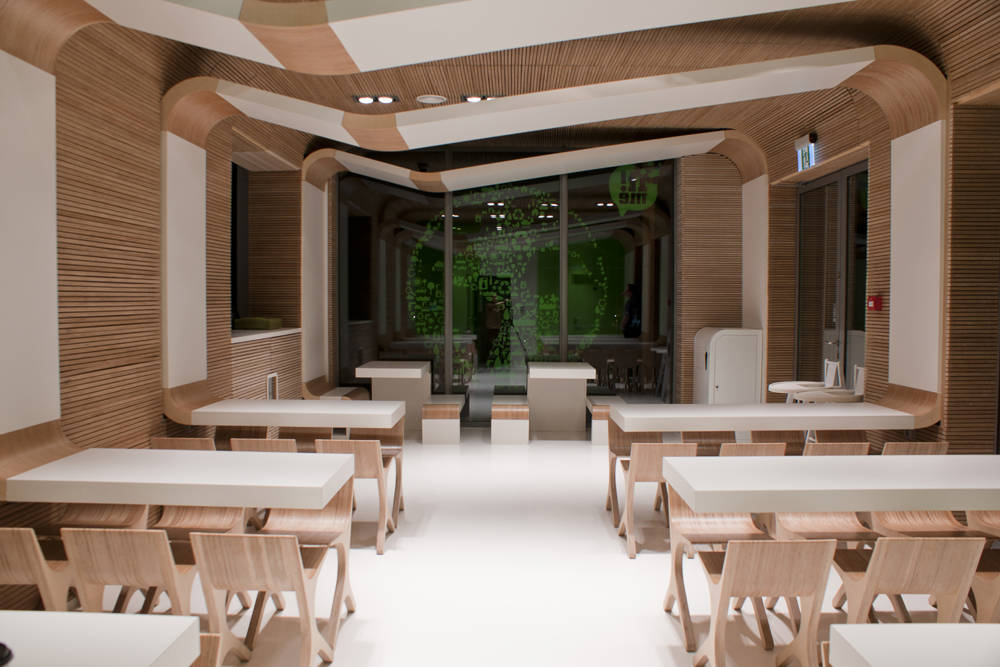 It Me Eco Fast Restaurant / Joanna Pszczółka + Łukasz Brandys