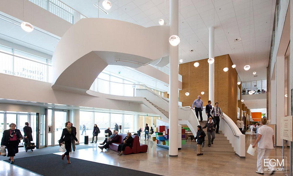 Albert Schweitzer Hospital / EGM architecten