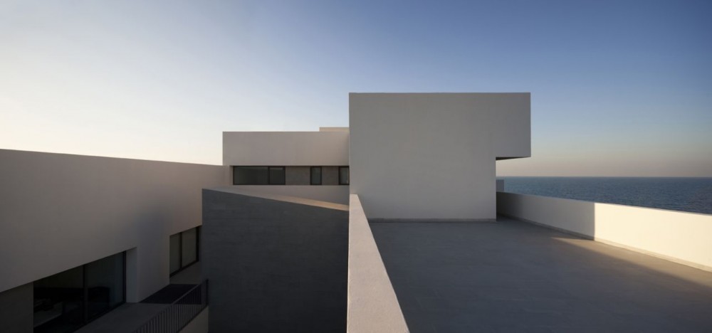 S Cube Chalet / AGi architects