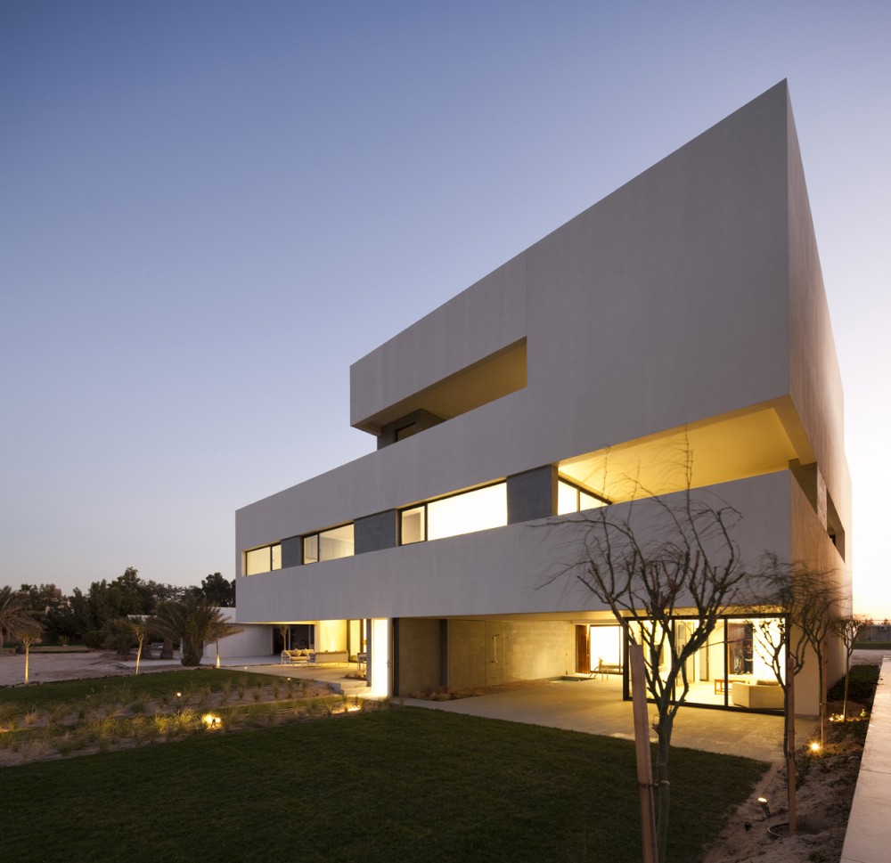 S Cube Chalet / AGi architects