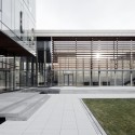 4_CIGI-Courtyard cMMezulis Balsillie School of International Affairs, CIGI Campus, Canada / Kuwabara Payne McKenna Blumberg Architects © cMMezulis