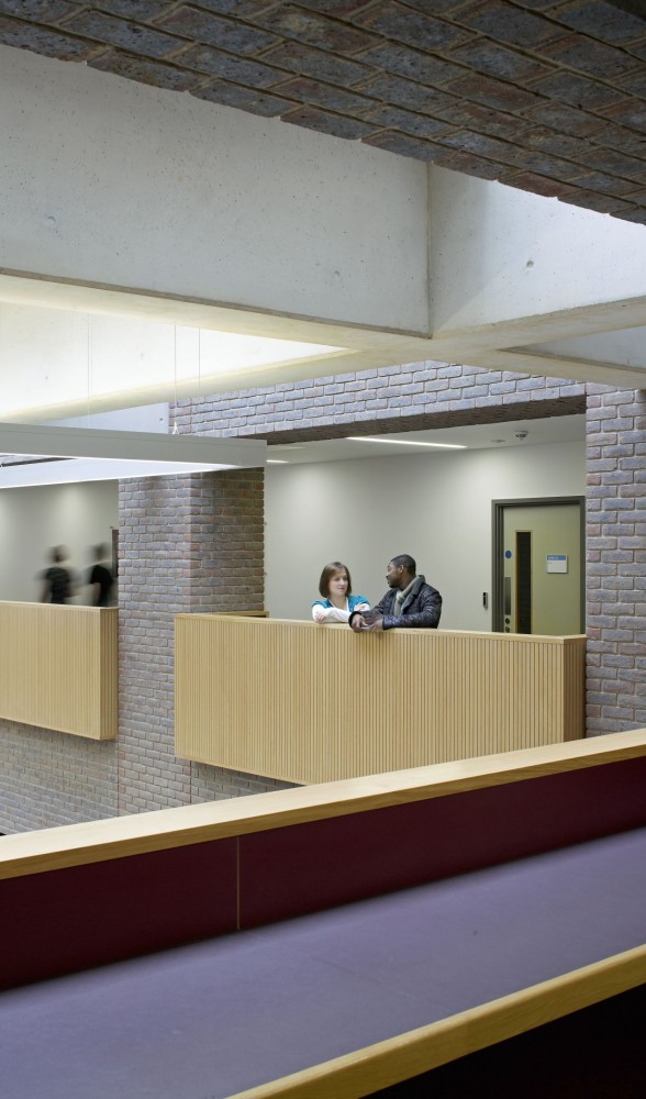 Kingston Business School / Hawkins\Brown