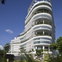20-perspective view from road - Albert Lim Solaris Fusionopolis 2B, One North, Singapore / TR Hamzah and Yeang © Albert Lim