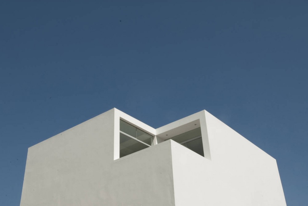 Las Palmeras Beach House / RRMR Arquitectos