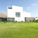 Las Palmeras Beach House / RRMR Arquitectos Courtesy of RRMR Arquitectos