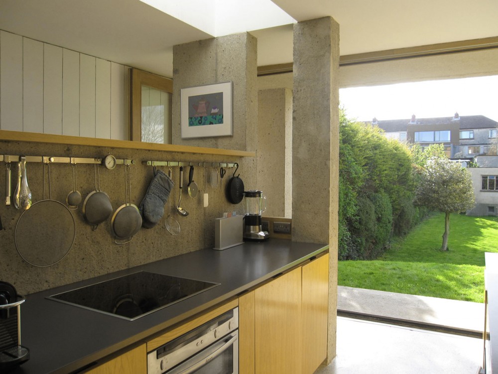 Recasting / Donaghy & Dimond Architects