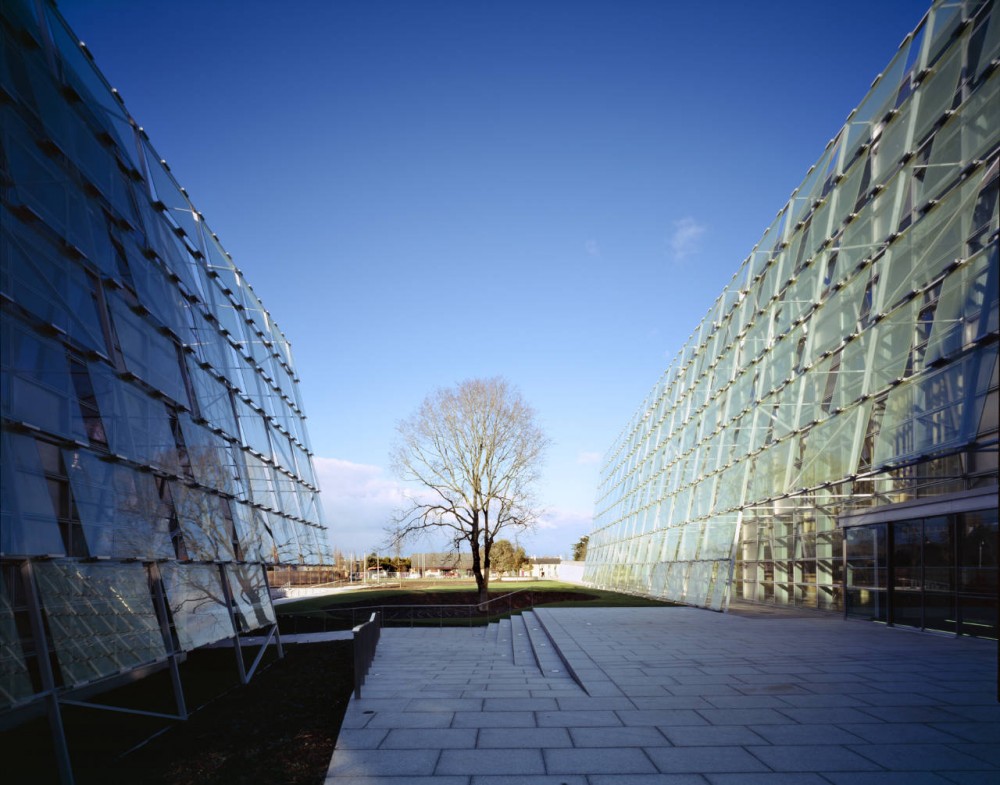Aras Chill Dara / Heneghan Peng architects