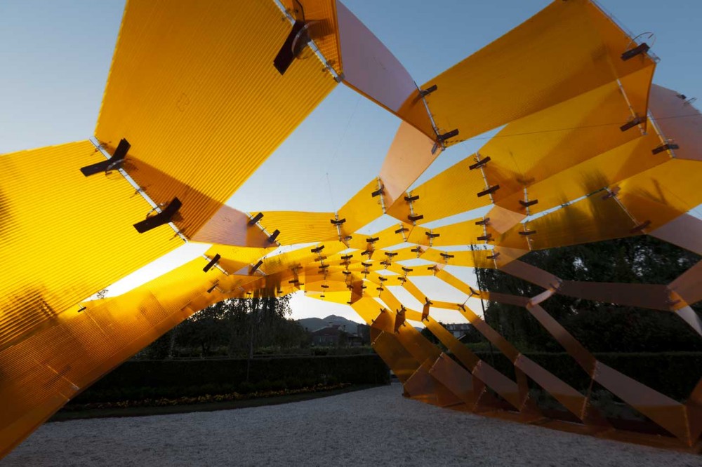 ‘Honey Scape’ Landscape Pavilion / Gonçalo Castro Henriques X-REF