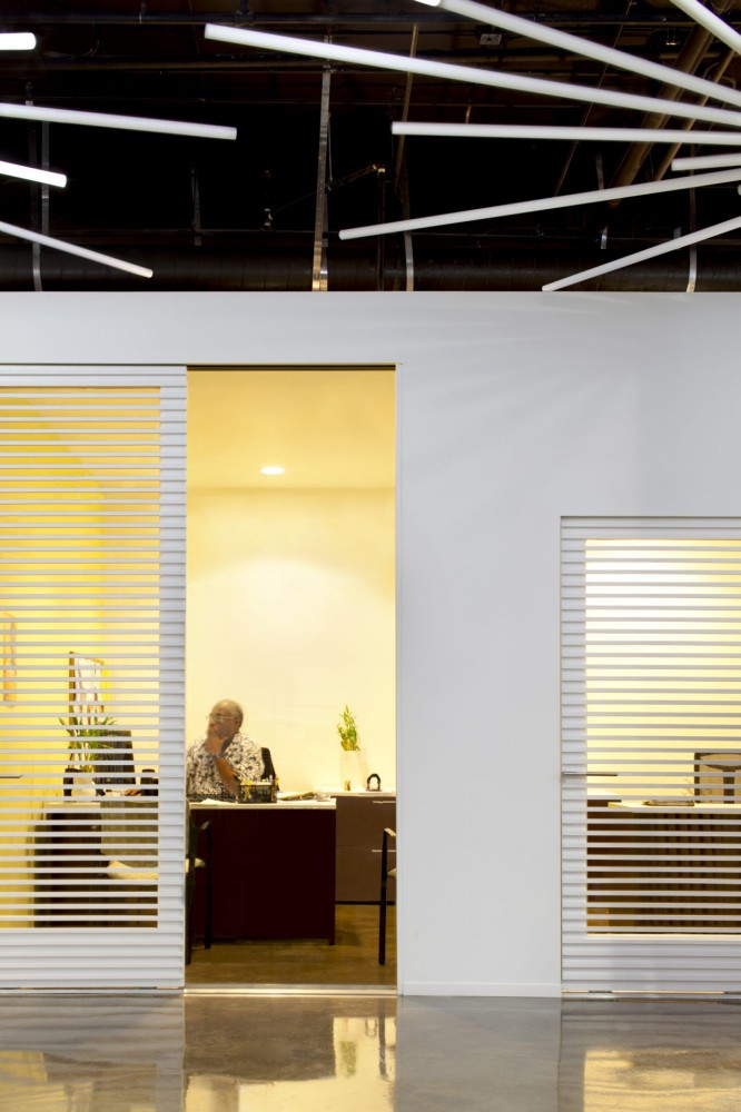 Skid Row Housing Trust / Lorcan O’Herlihy Architects [LOHA]