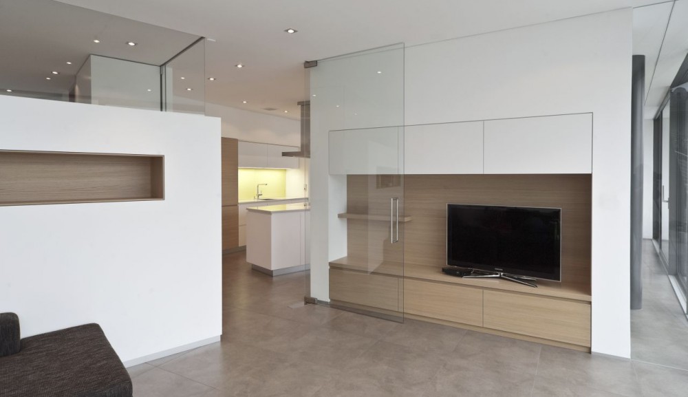Two family house Giacomuzzi / Monovolume architecture