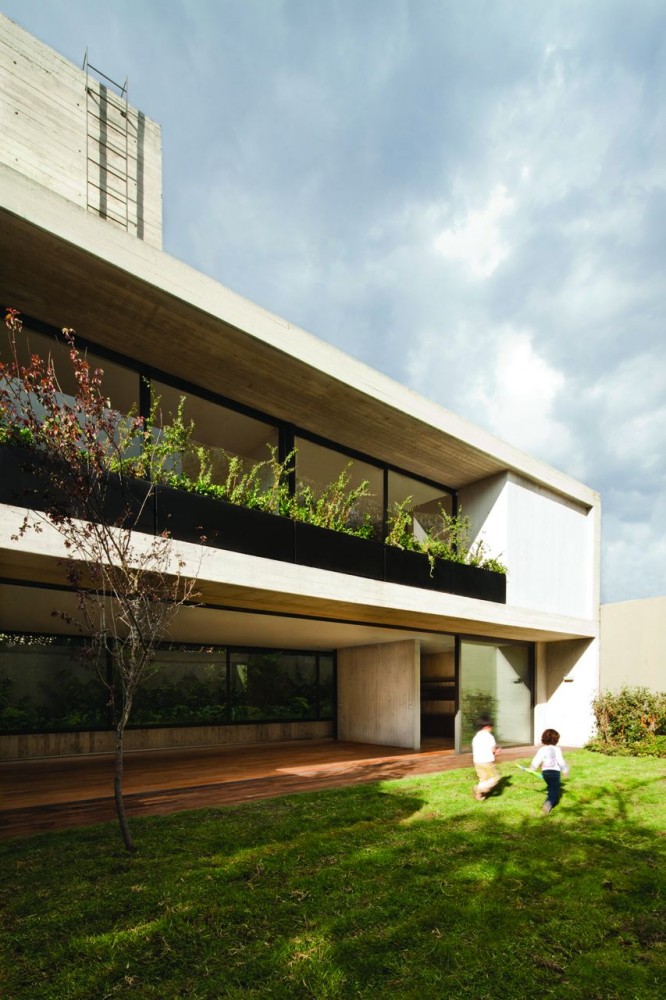 Maruma House / Fernanda Canales