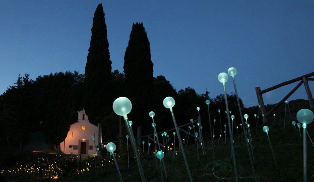 Bruce Munro announces plans for Solar Powered Field of Light at Uluru