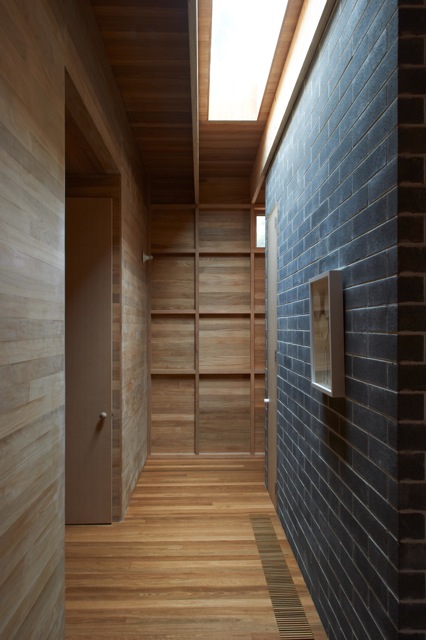 Pirates Bay House / O’Connor and Houle Architecture