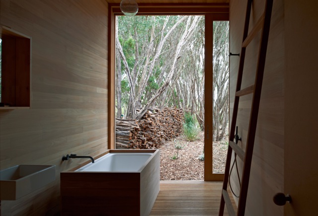 Pirates Bay House / O’Connor and Houle Architecture