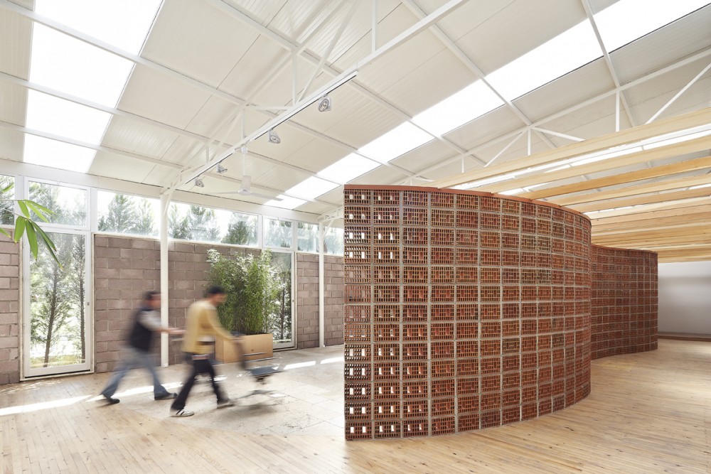 Orfi Sera / YERce Architecture