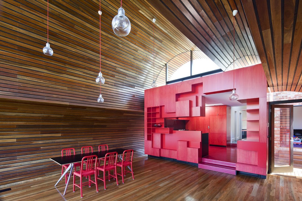 Cloud House / McBride Charles Ryan