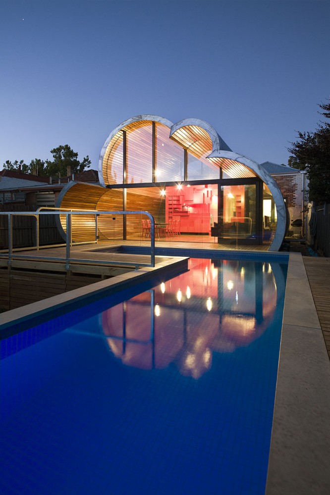 Cloud House / McBride Charles Ryan