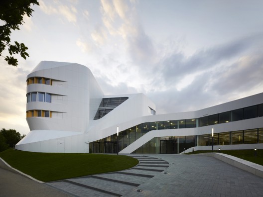 Centre for Virtual Engineering / UNStudio