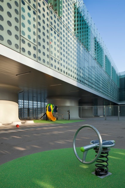 Primary School & Nursery in the “Claude Bernard” ZAC / Atelier d’Architecture Brenac-Gonzalez